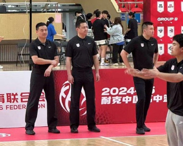 胜亿配资 媒体人：CBA总决赛G1由外籍裁判吹罚，中国本土裁判员被派去吹罚高中篮球联赛