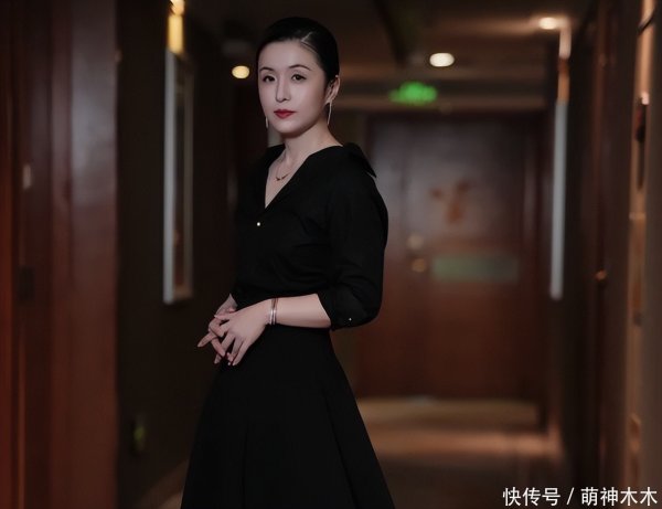 红腾网 古二放王炸录音！王家卫吐槽唐嫣很装，秦雯内涵刘诗诗，太猛了！